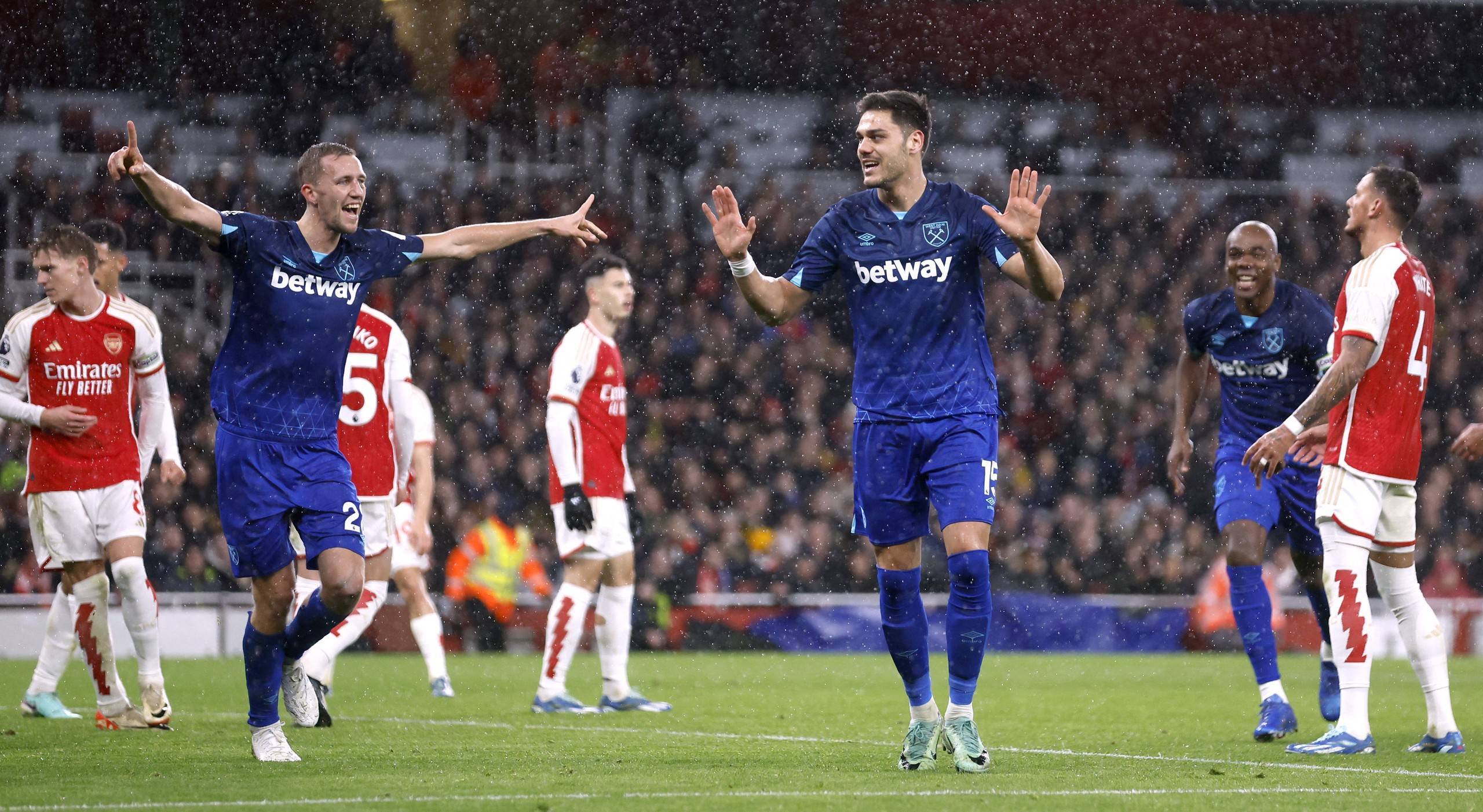 着某种尊严 着某种尊严