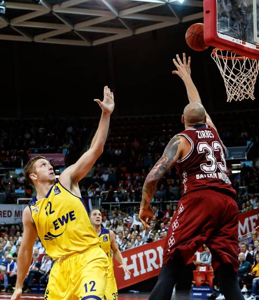 她能否再次 她能否再次